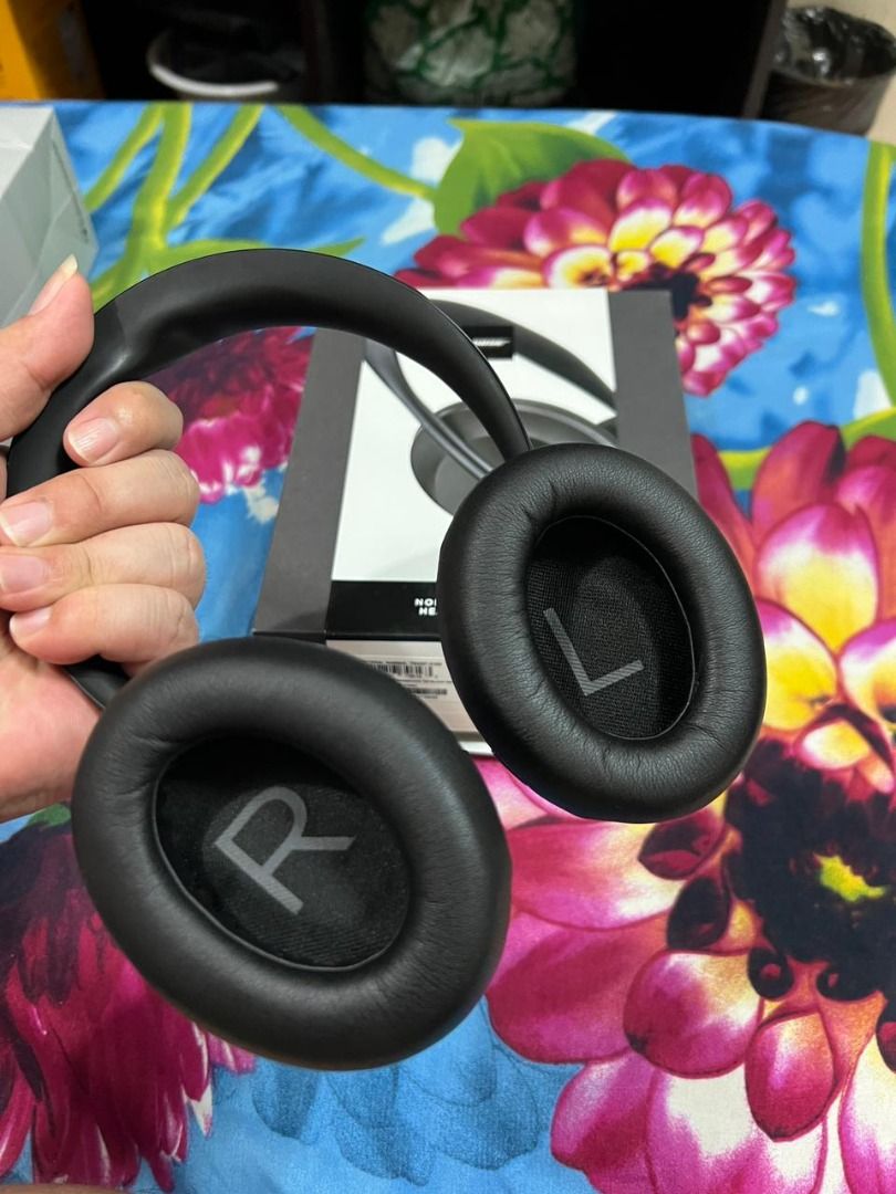 Sell Guarantee Like New Authentic Bose NC 700 + Bose USB Link !, Audio