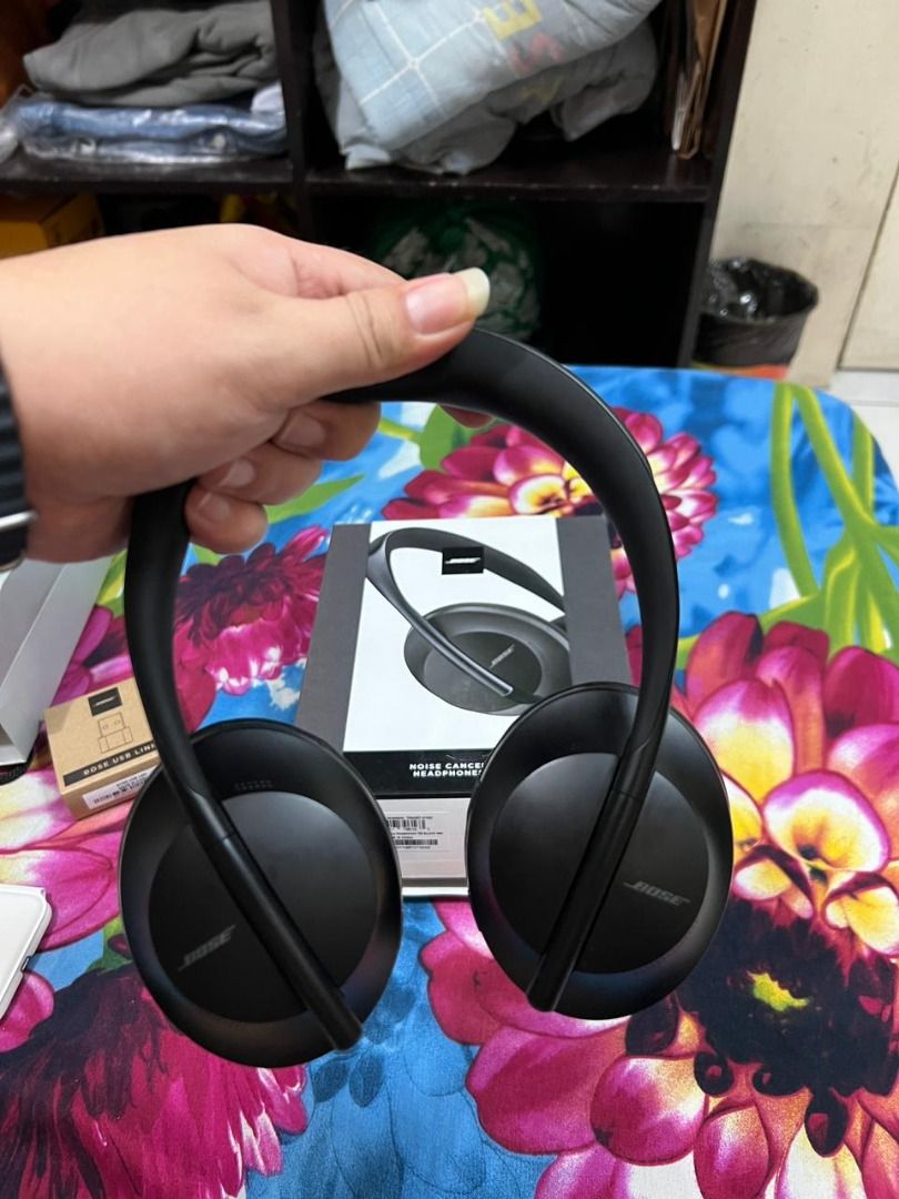 Sell Guarantee Like New Authentic Bose NC 700 + Bose USB Link !, Audio