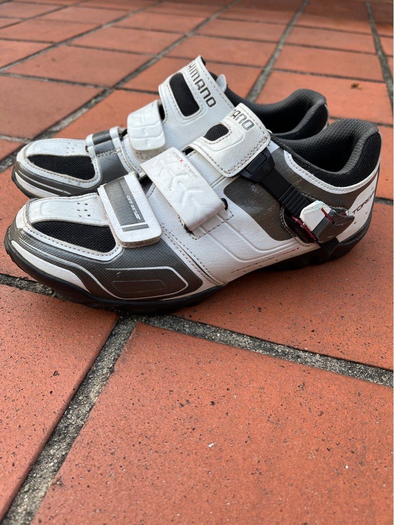 M089 shoes online