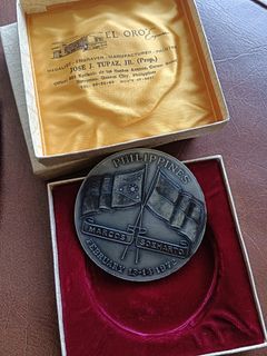 Siti Soeharto and Imelda Marcos Medal