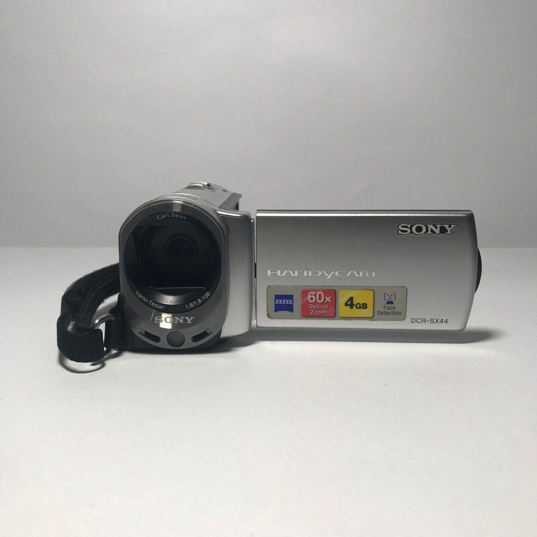 SONY HANDYCAM SD CARD, Photography, Video Cameras on Carousell