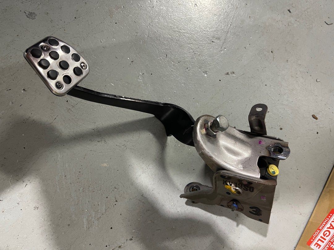 Stock Clutch Pedal Honda Civic Type R FD2R, Car Accessories