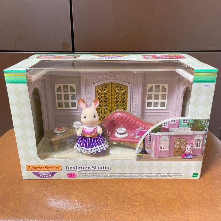 Sylvanian Families Town Series Designer Studio, Hobbies & Toys, Toys ...