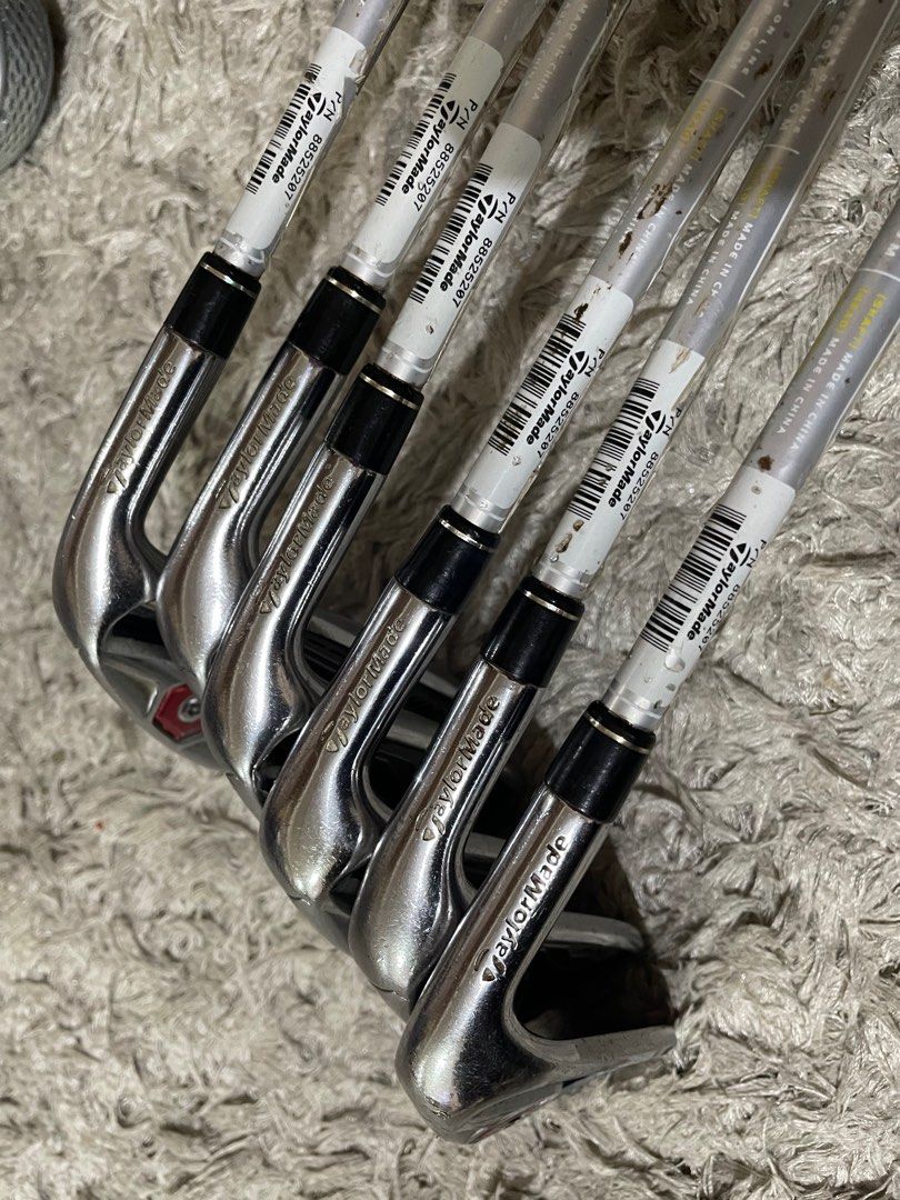 Taylormade R11 Iron Set, Sports Equipment, Sports & Games, Golf on