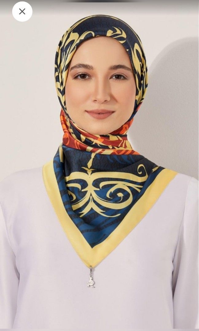 The Merdeka Duck in Kelantan Square Duckscarves
