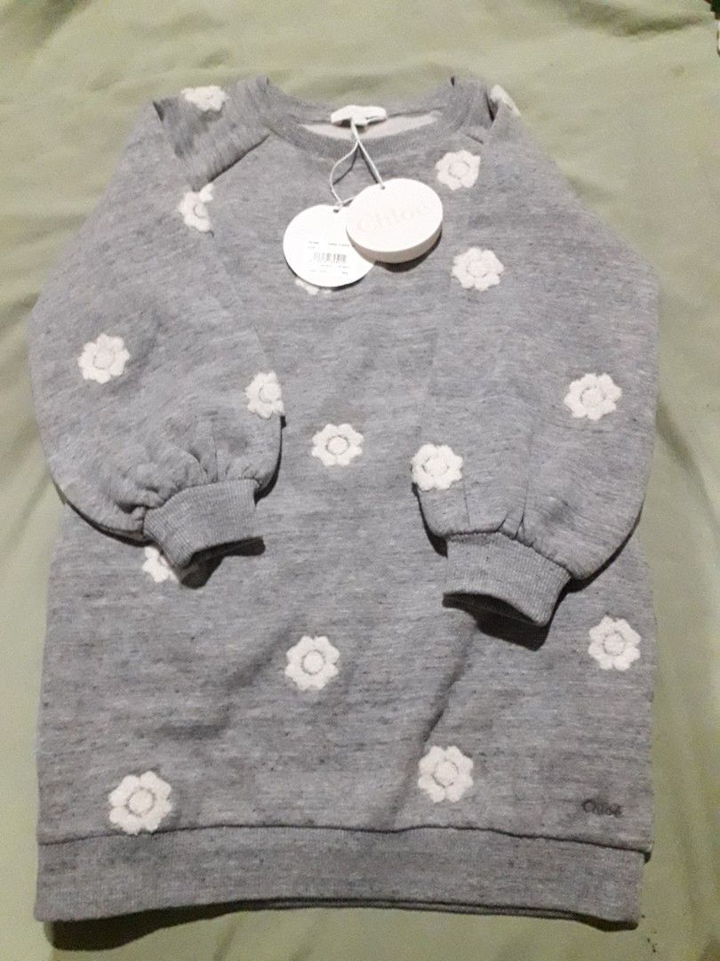 top chloe brand new with tag (Category: Babies & Kids Fashion) located in Anini-y. Submitted by jack291985 (Listing ID 1202723022, Image 1). Description: new with tag for 10yrs old.