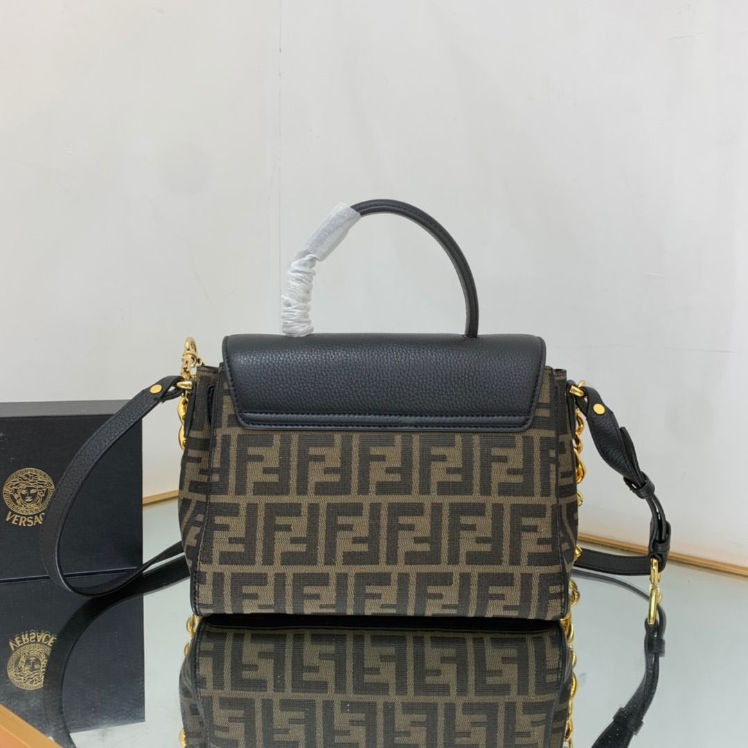 Fendi olx store