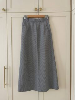Vintage Cacherel France houndstooth midi a line skirt