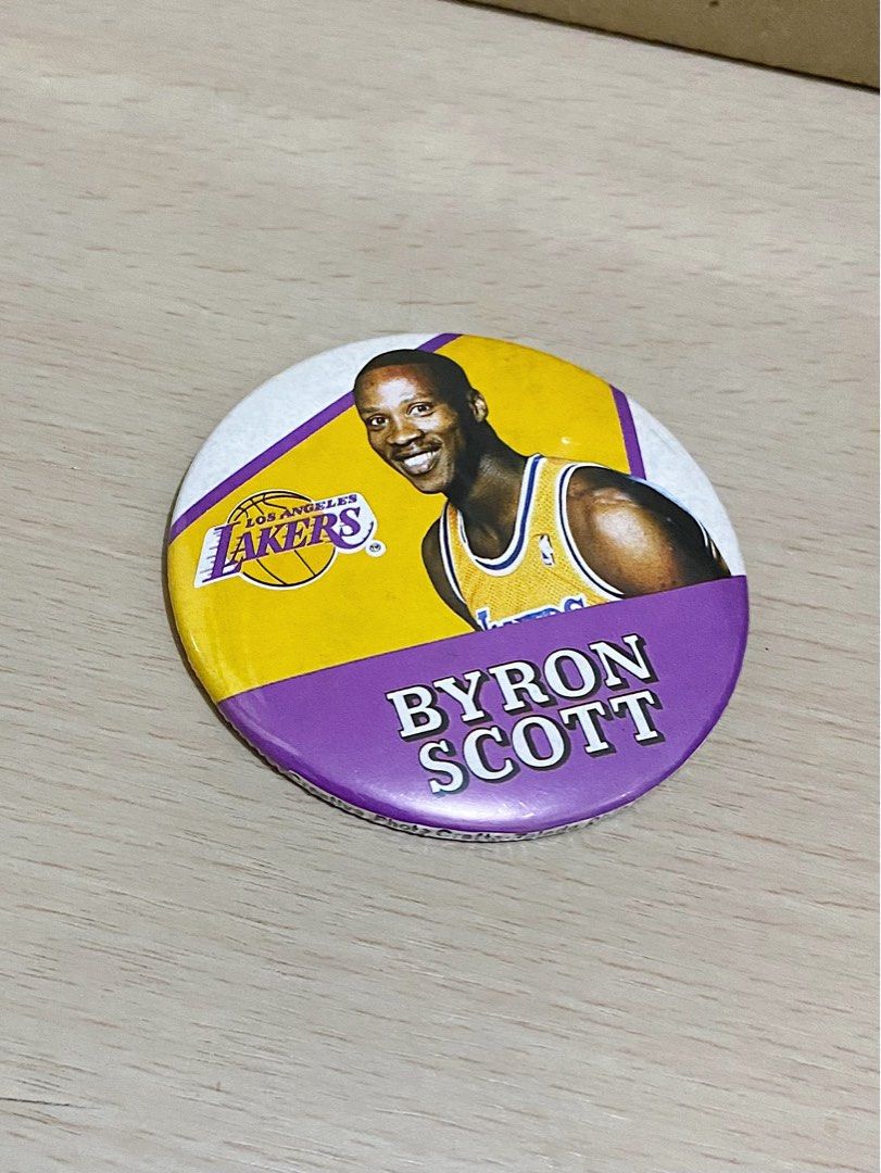 (Vintage) Los Angeles Lakers - Byron Scott - Button Pin, Hobbies & Toys ...