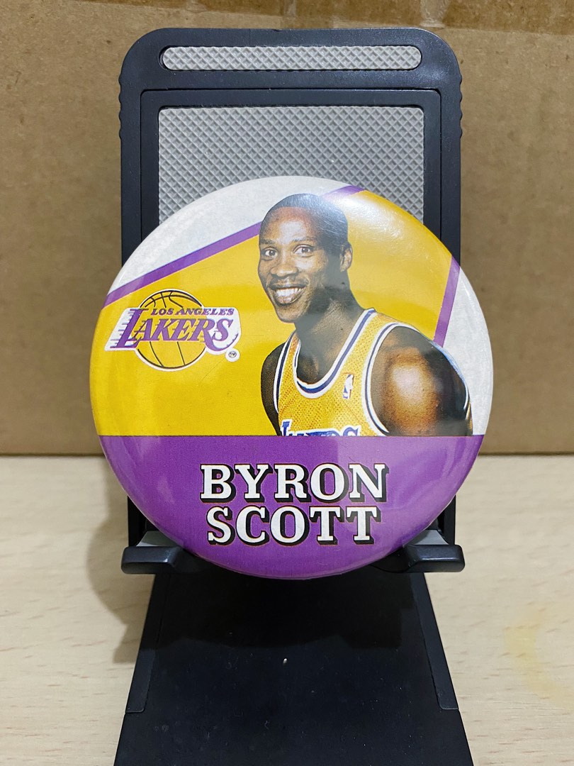 (Vintage) Los Angeles Lakers - Byron Scott - Button Pin, Hobbies & Toys ...