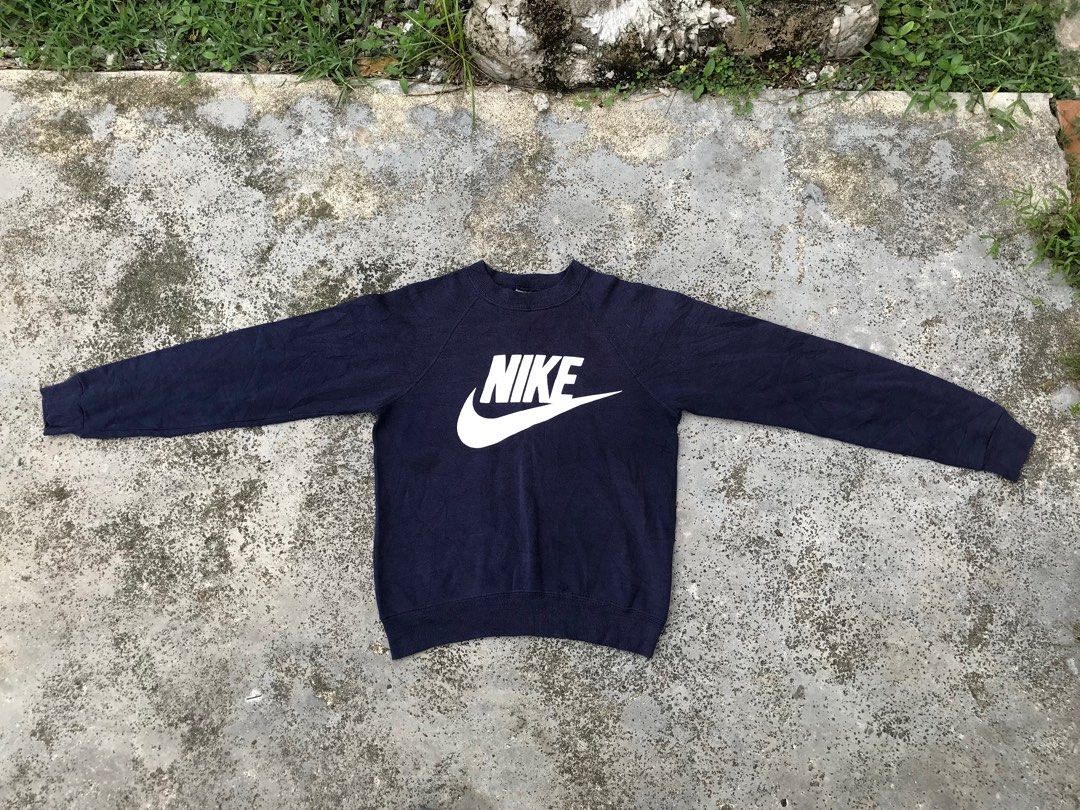 Vintage NIKE Center Logo Sweatshirt Made in USA for Kids 11-13yrs  Authentic, Men's Fashion, Tops & Sets, Hoodies on Carousell