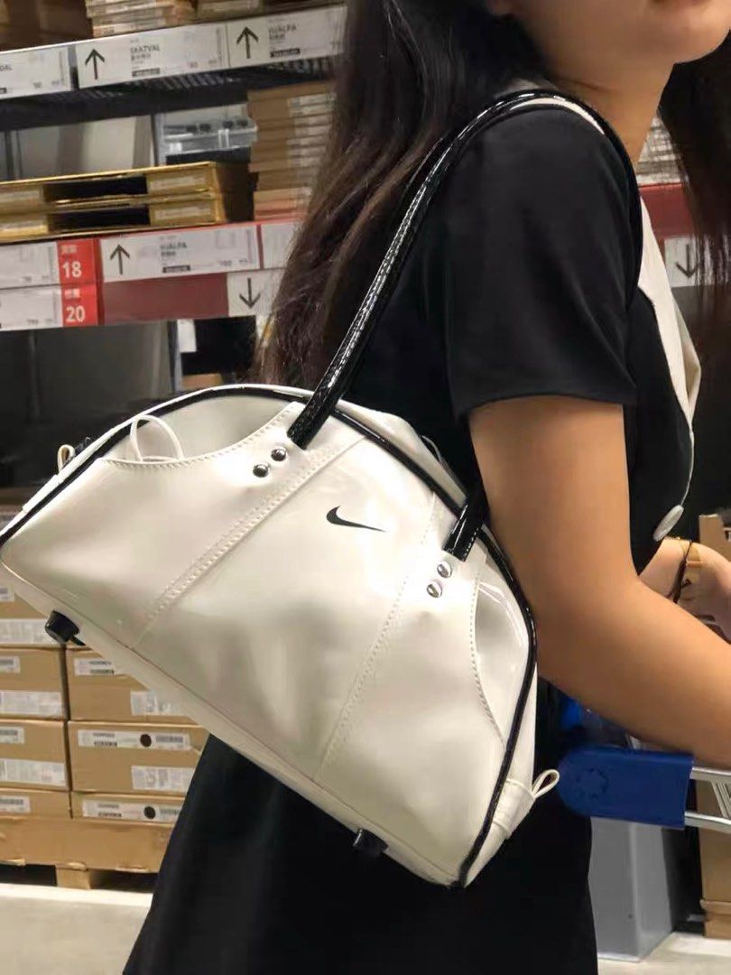 Vintage Nike shoulder bag, Women's Fashion, Bags & Wallets, Shoulder