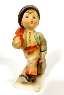 ★VINTAGE★GOEBEL HUMMEL" BOY & UMBRELLA "喜姆娃娃(西德製)