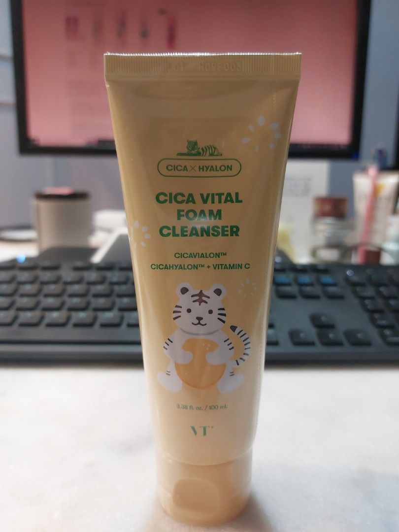 VT Cica Vital Foam Cleanser, Beauty  Personal Care, Face, Face Care on  Carousell