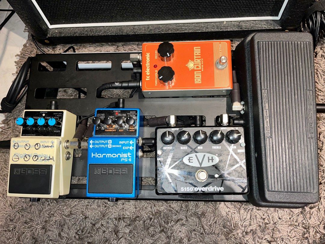 Warwick Rockboard Tres 3.0, Hobbies & Toys, Music & Media, Music