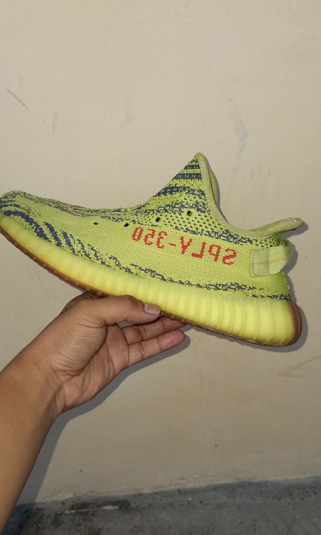 Yeezy frozen cheap yellow v1