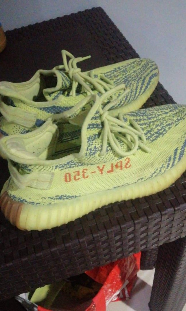 Yeezy Semi Frozen Yellow V1