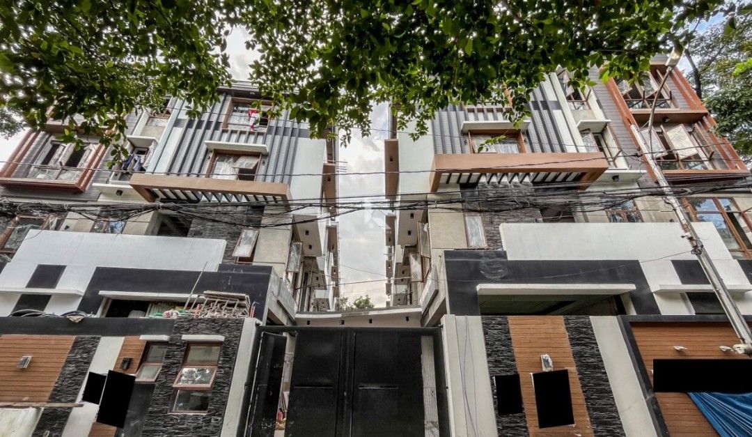 YS 4 Storey Townhouse for Sale in Quezon City Metro Manila near