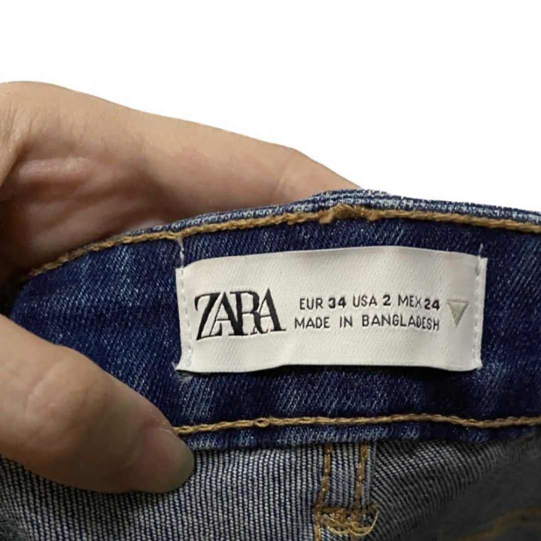 Zara Skinny Jeans (Category: Jeans) located in Taguig. Submitted by margshop (Listing ID 1202813971, Image 3). Description: Zara dark wash skinny jeans Still in great condition .