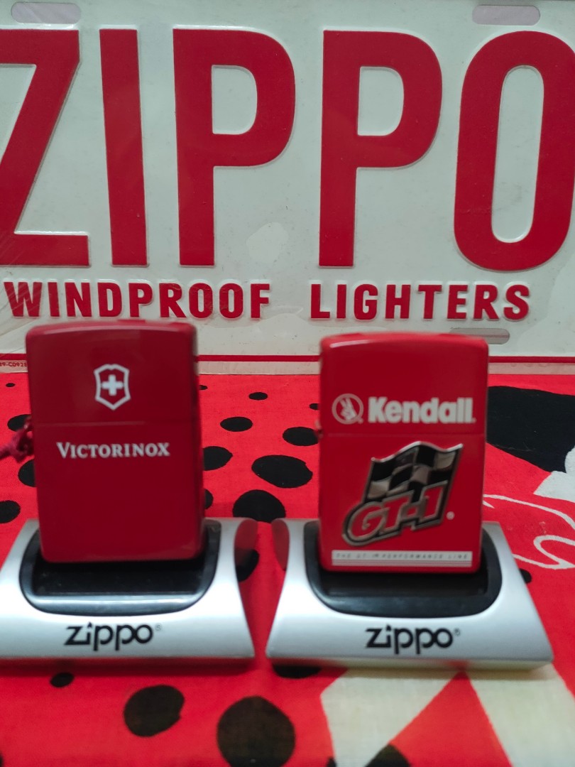 Zippo kendall / Victorinox, Hobbies & Toys, Collectibles