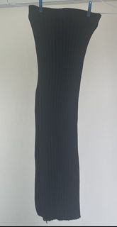 [全新現貨]黑色針織高釵及膝裙 knitted skirt