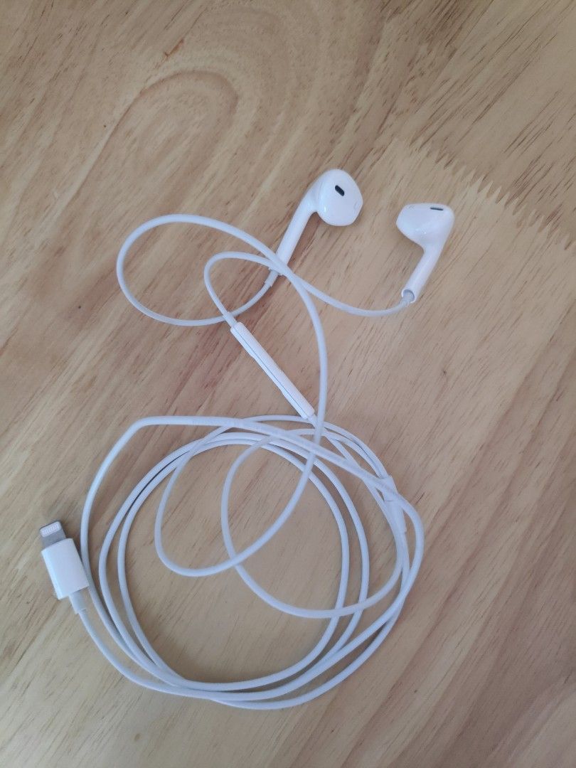 Used earpods sales