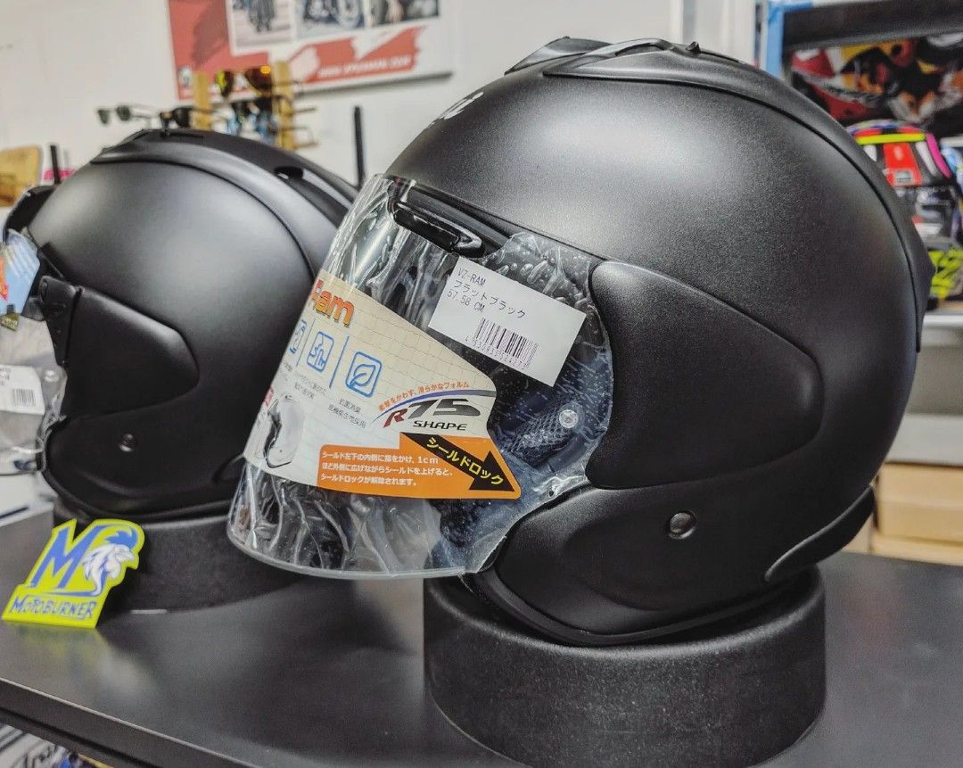 Arai VZ ram matte black, Motorcycles, Motorcycle Apparel on Carousell