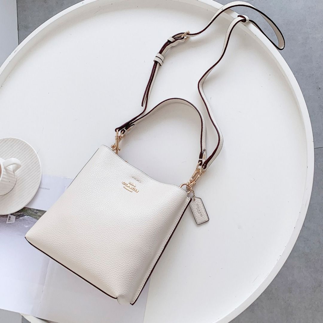 Signature bags for top ladies
