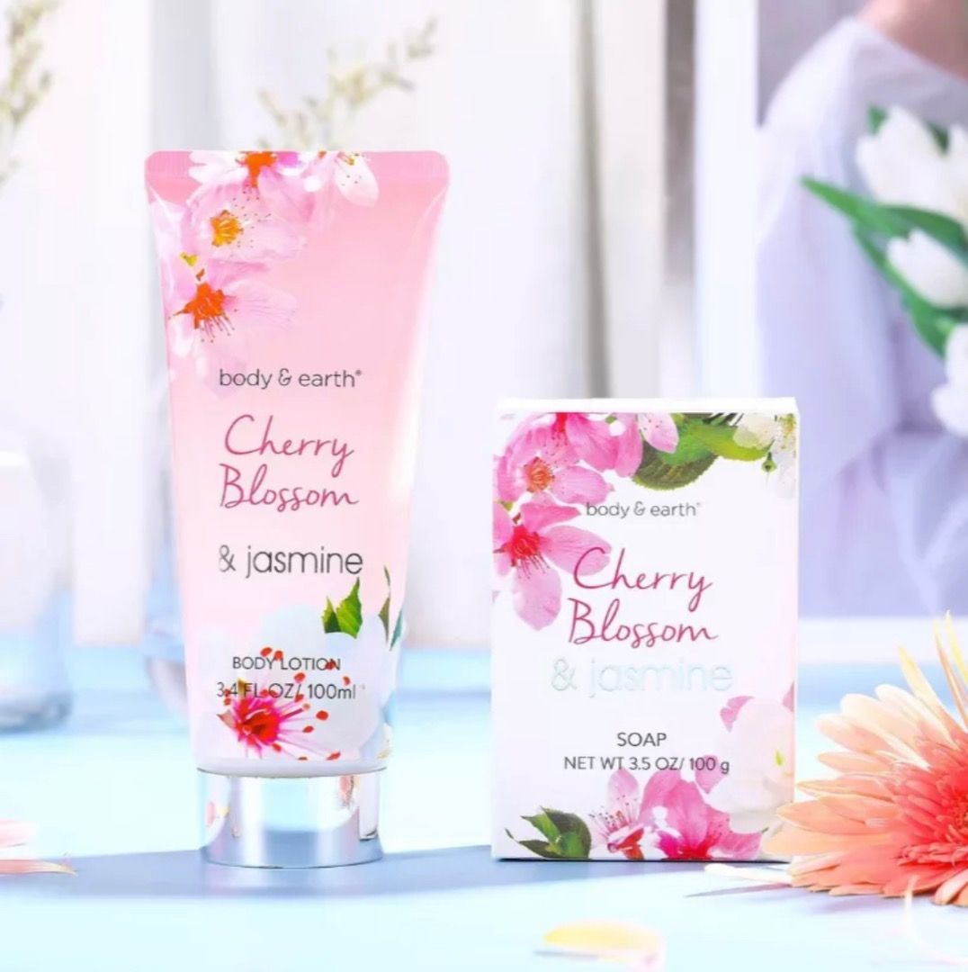 Body & Earth Luxury 8-Piece Bath Spa Gift Set, Cherry Blossom & Jasmine ...