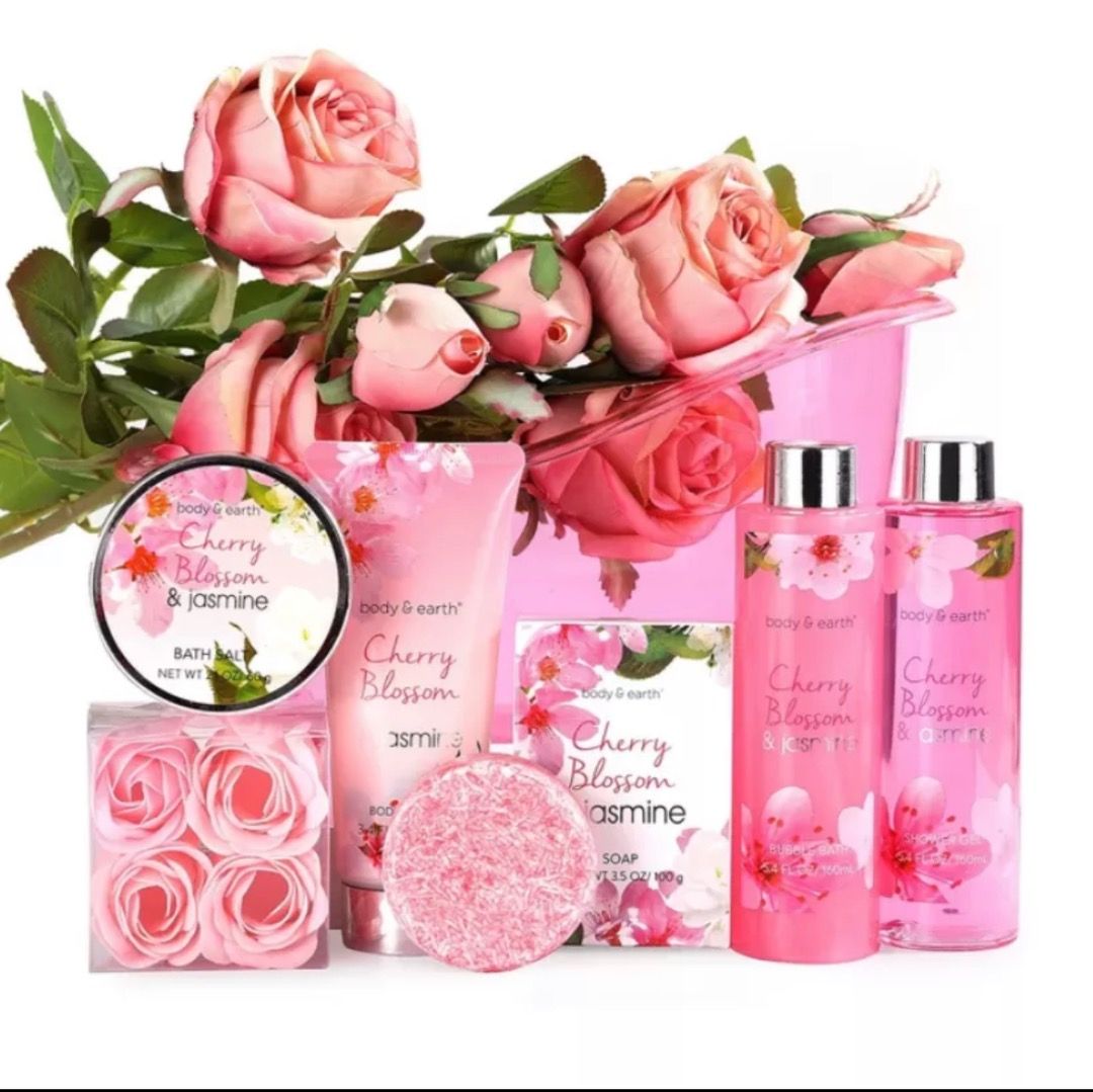 Body & Earth Luxury 8Piece Bath Spa Gift Set, Cherry Blossom & Jasmine