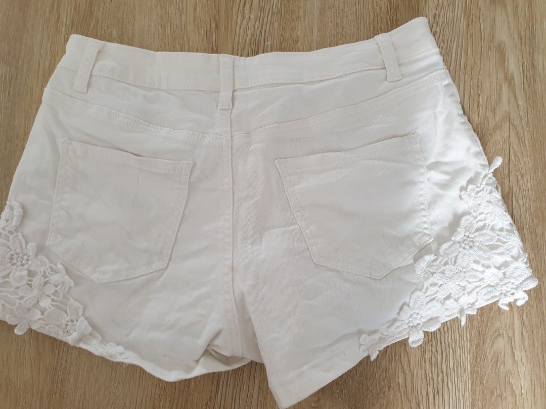 White hotsell shorts cheap