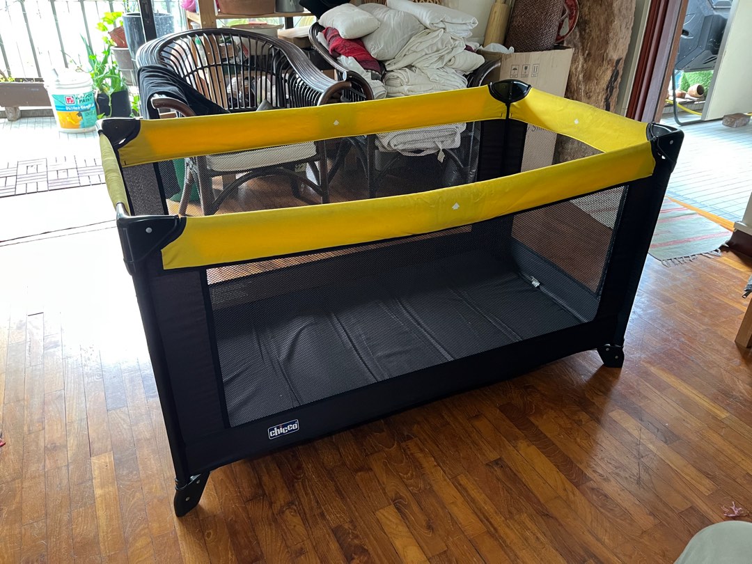 Chicco travel cot playpen, Babies & Kids, Baby Nursery & Kids Furniture