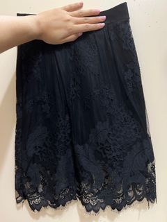 Closetmino lace skirt
