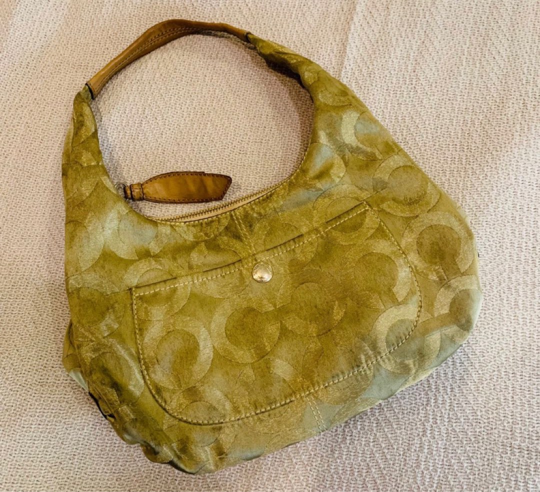 Coach hobo bag, Women's Fashion, Bags & Wallets, Shoulder Bags on Carousell