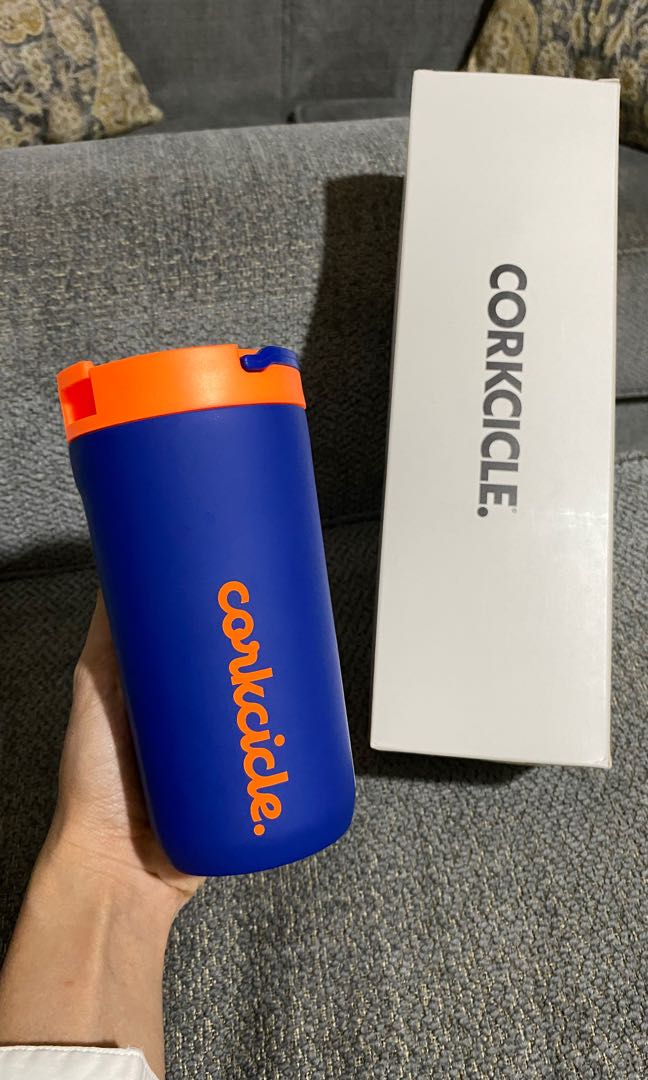 https://media.karousell.com/media/photos/products/2022/12/14/corkcicle_kids_cup__electric_n_1670992554_73b90524.jpg