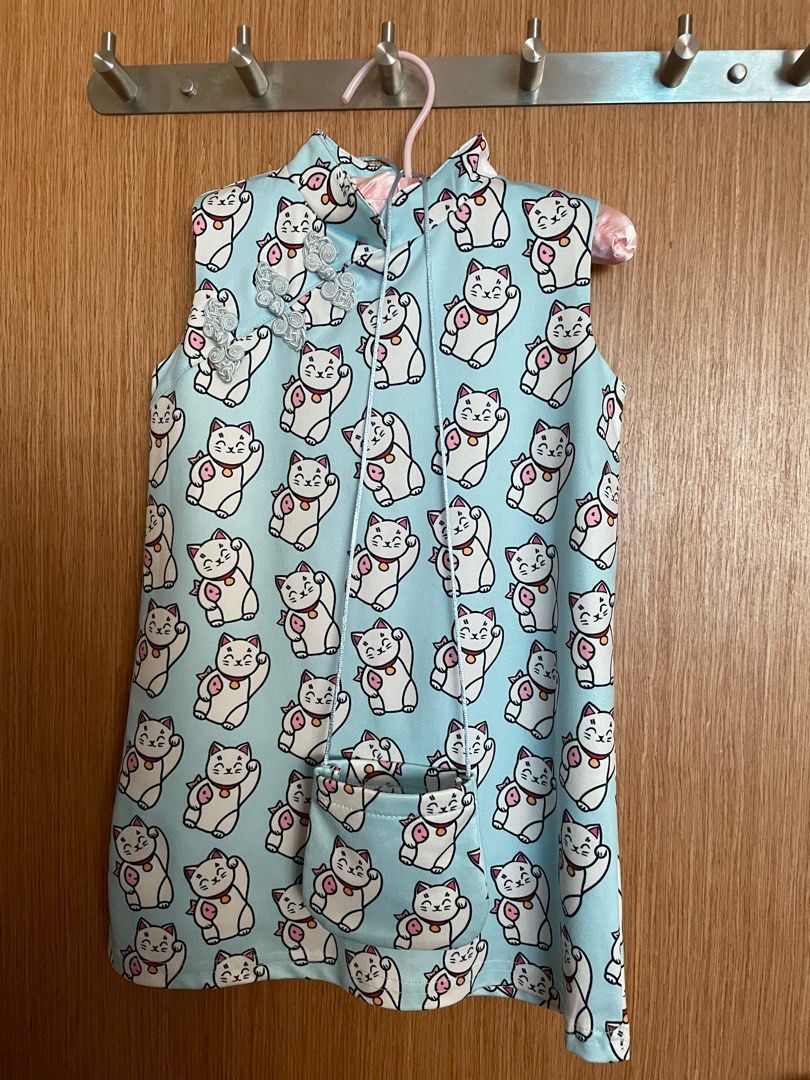 Lucky cat dress top