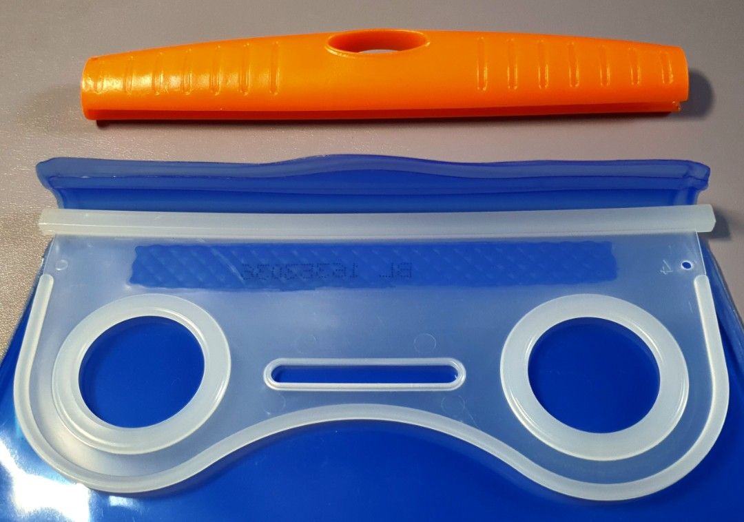 DEUTER 2.0 Streamer Reservoir/ 2L Hydration System, Sports Equipment, Other Sports Equipment and