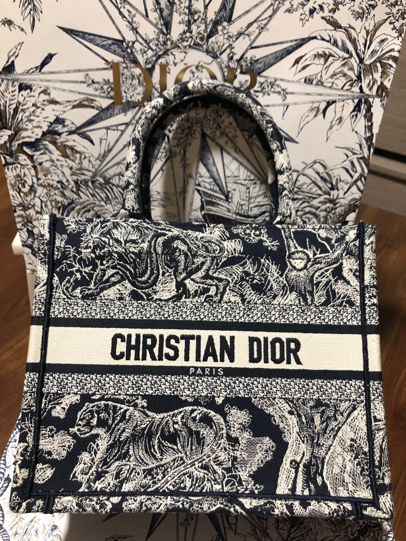 3D model Dior Bag Small Book Tote Blue Dots Embroidery VR / AR