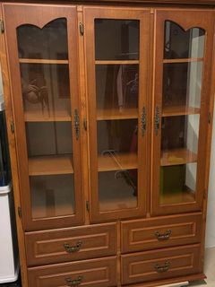 (Category: ) located in . Submitted by Familia (Listing ID 1203065905, Image 1). Description: .