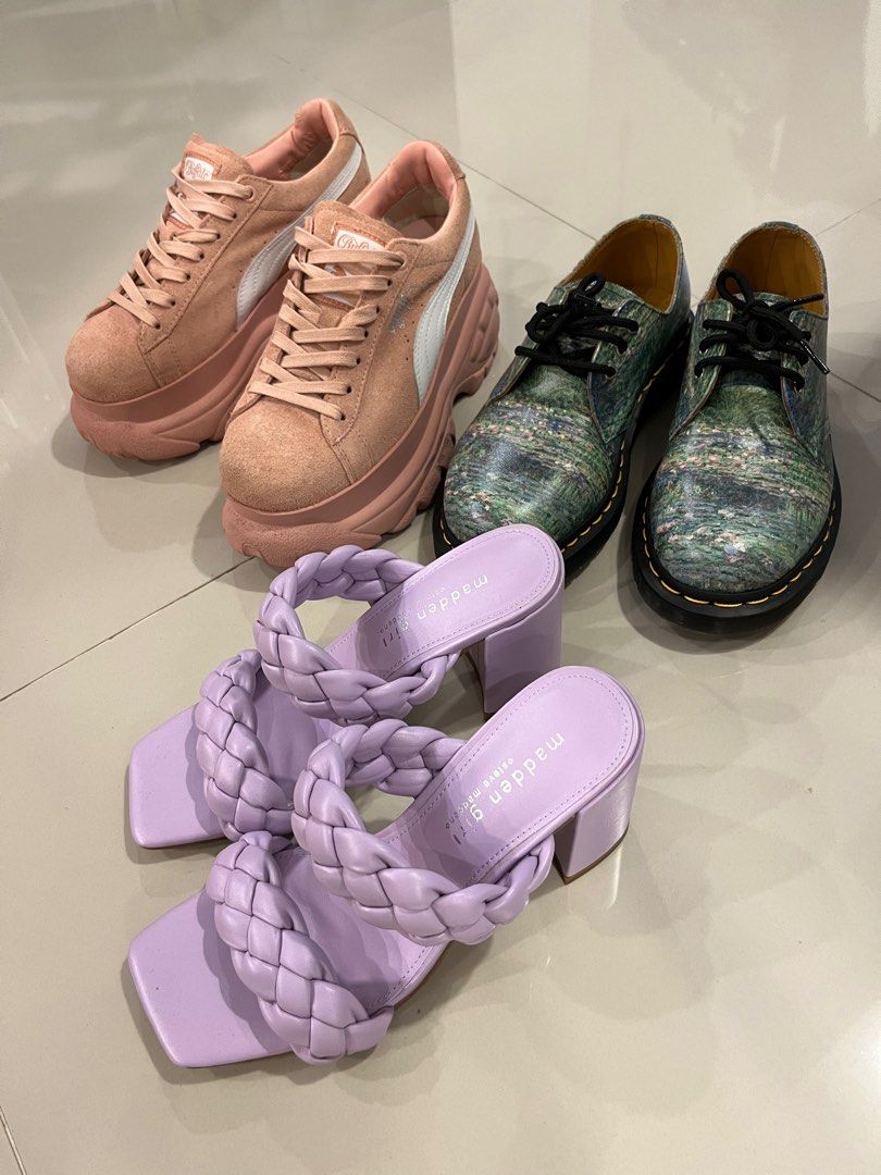 Dr marten monet store