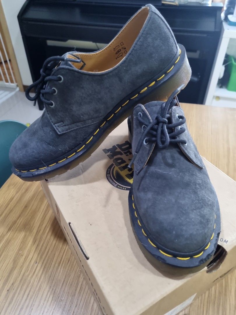 Dr Martens Airwair US7 Women s Fashion Footwear Boots on Carousell