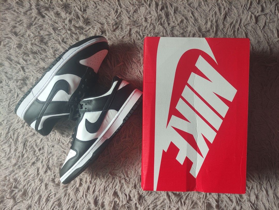 Dunk Low Panda, Men's Fashion, Footwear, Sneakers on Carousell