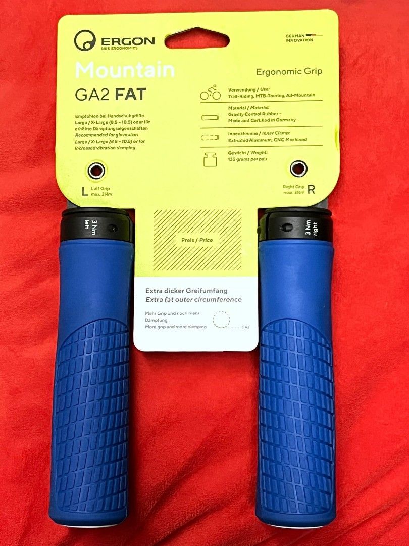 Tappi per manopole Ergon GA2 / GA2 Fat / GA3 / GA20 / GA30 blu Tappi per manopole Ergon GA2 / GA2 Fat / GA3 / GA20 / GA30 blu
