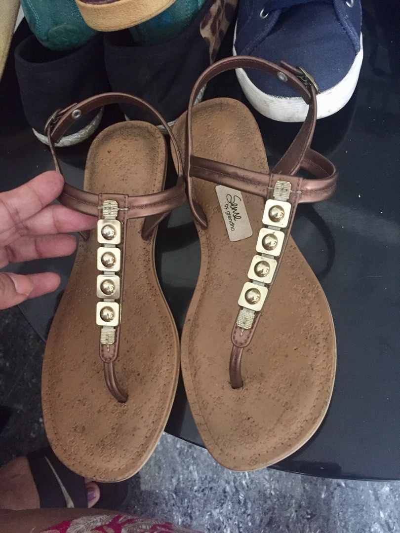 grendha black sandals