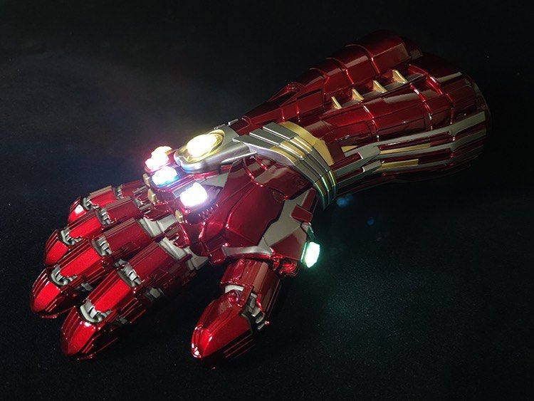 HCMY 1 1 wearable Nano Gauntlet