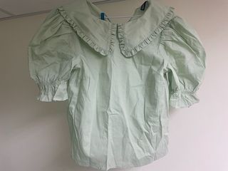 [全新現貨]H&M hm 淺綠色膨膨袖上衣 blouses