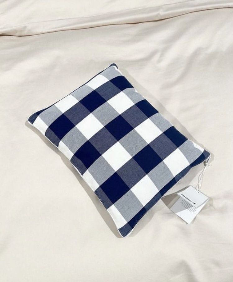 Hastens sales travel pillow