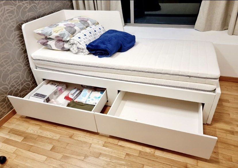 IKEA extendable bed with drawers, Furniture & Home Living, Furniture