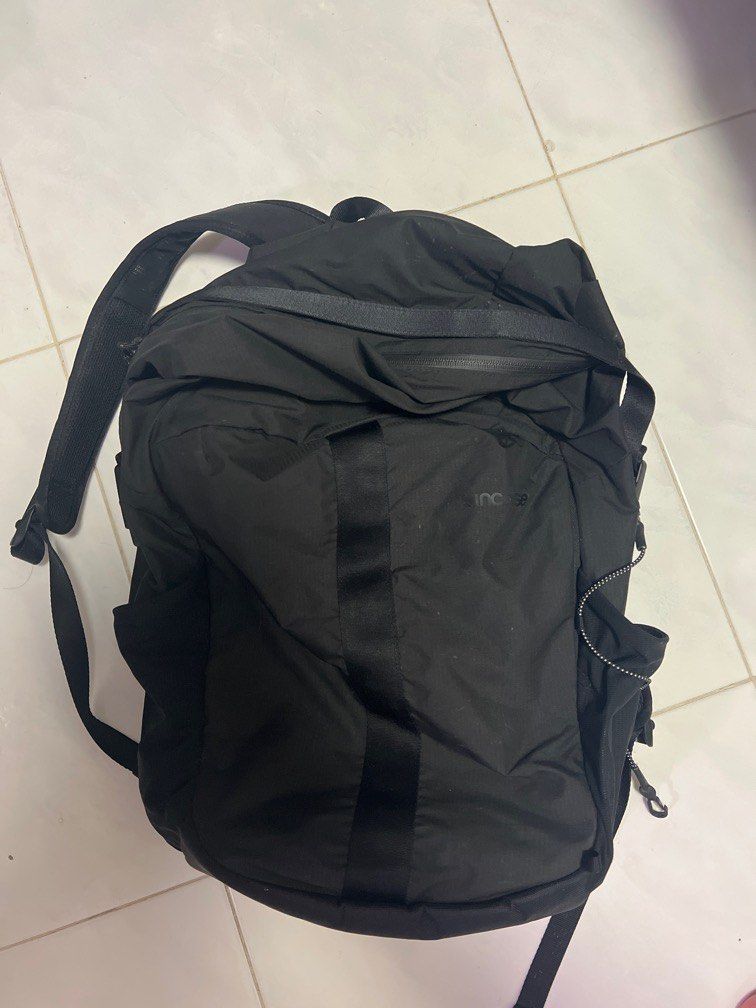 Incase outlet allroute daypack
