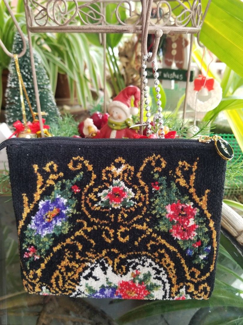 Vintage 1960's Floral Tapestry Style Handbag with Diamante Clasp